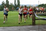 burnham-beeches-half-marathon-leaders-leaving-caldicott-school-2007