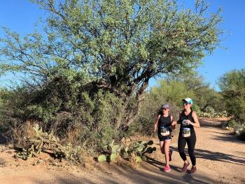 Everyone Runs Veterans Day Holualoa Catalina State Park Reverse the Course 5 and 10 Mile Trail Races