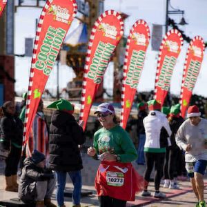 Santa Hustle Race Series - 5K and Kids Dash